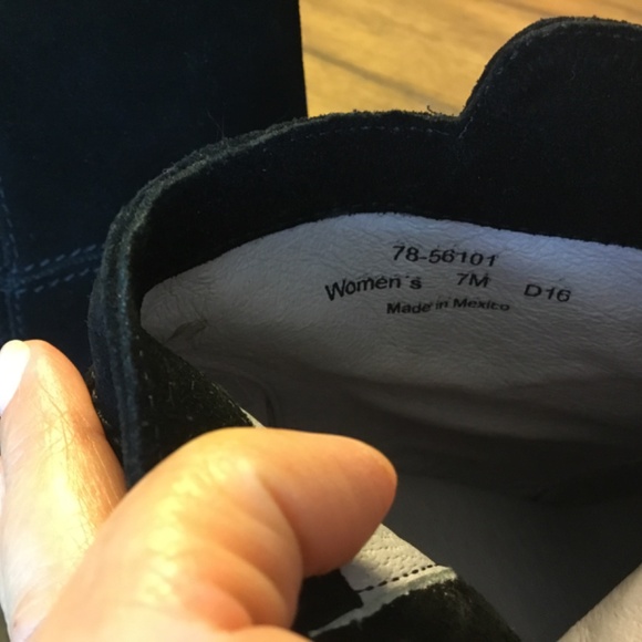 100% Suede Distressed Ankle Boots - Picture 10 of 11